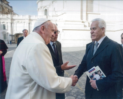  Papa Francisco reivindica la importancia  del Laicado