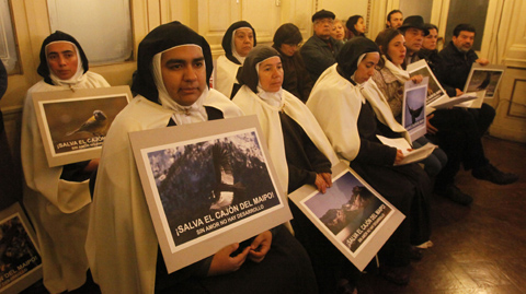  Carmelitas Descalzas resisten a medida neoliberal