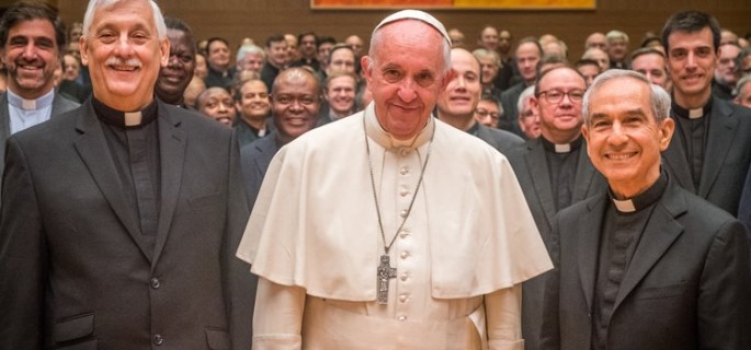 161024_gc36_pope_francis_visit_ie_1-750x420-1