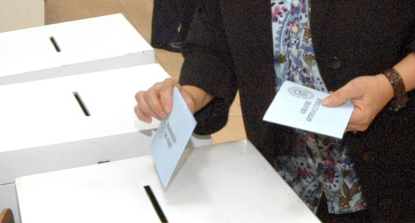 votando__44