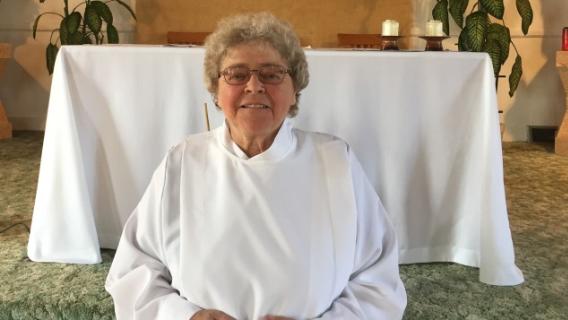  Monja celebra Boda en Québec