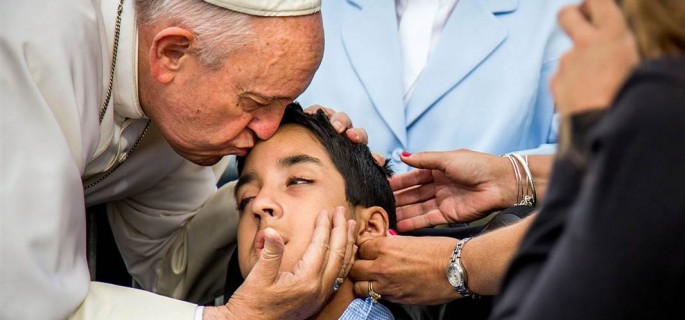a_orig_pope_phi_family_150926.nbcnews-ux-1080-600