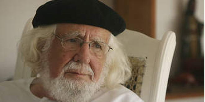  Papa Francisco rehabilita a Ernesto Cardenal