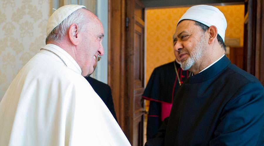  “Tiene razón el Papa, no existen religiones criminales…”