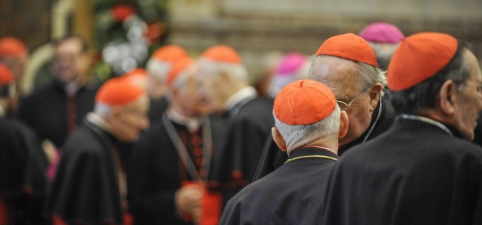 VESCOVI-E-CARDINALI-NELLA-SALA-CLEMENTINA-CLERO-CHIESA-CATTOLICA-RELIGIONE-3