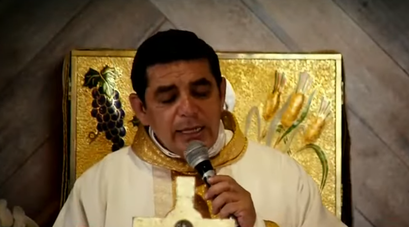 Detienen a sacerdote vinculado al asesinato de Leonardo Avendaño