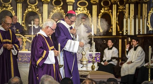 misa-de-exequias-del-cardenal-jaime-ortega-en-la-habana-14-580x387