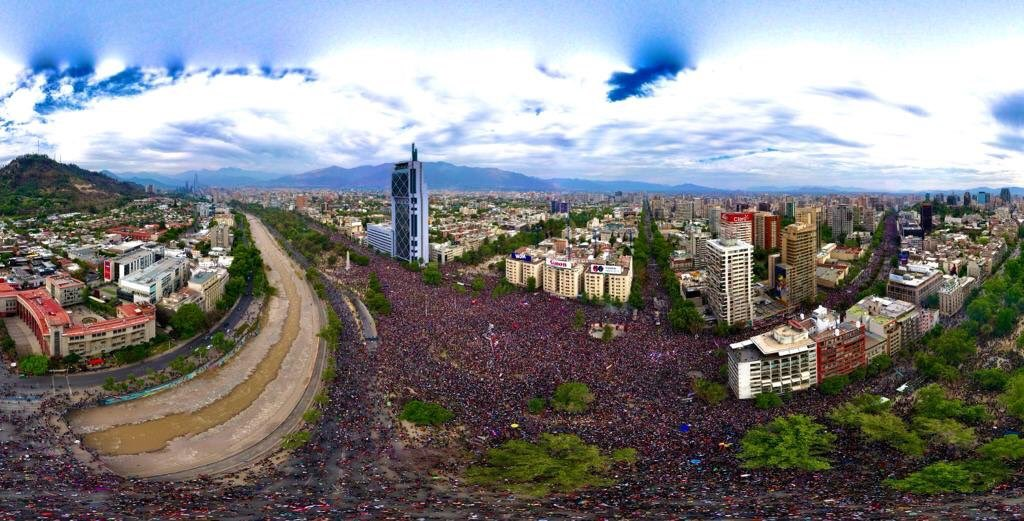 ¿Por qué cambiar la Constitución?