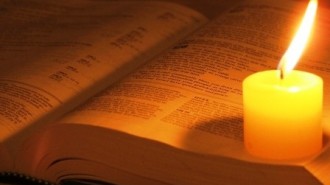 bible1-448x320