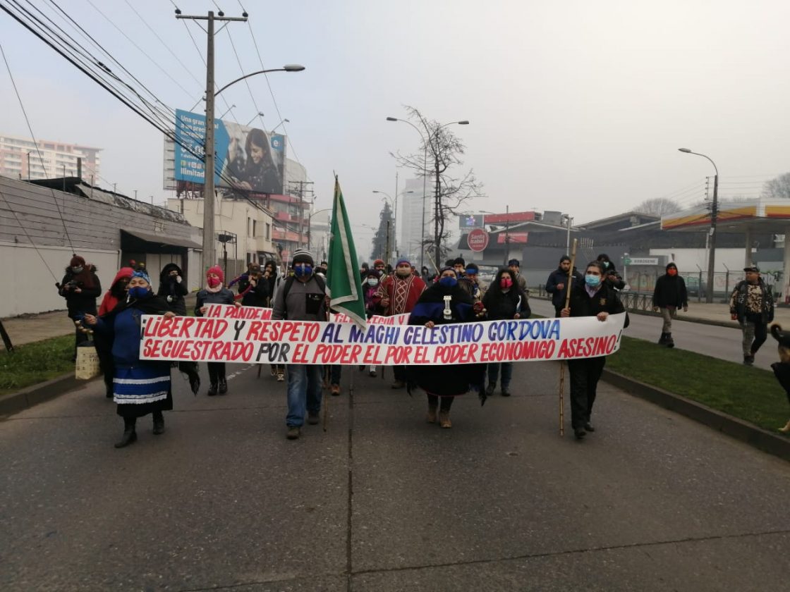  Ministro del Interior incendia el País mapuche