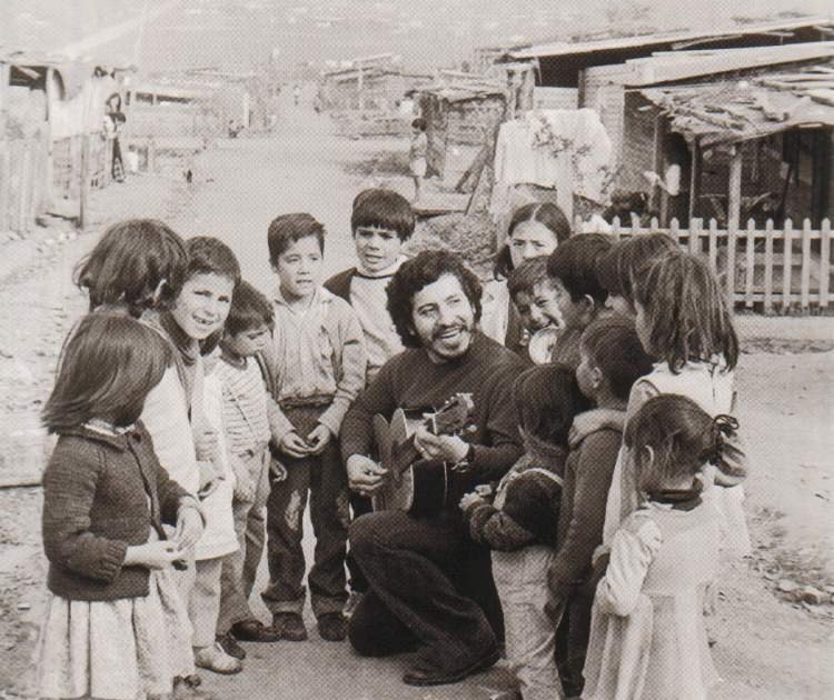 ¡Víctor Jara Vive en el Pueblo!
