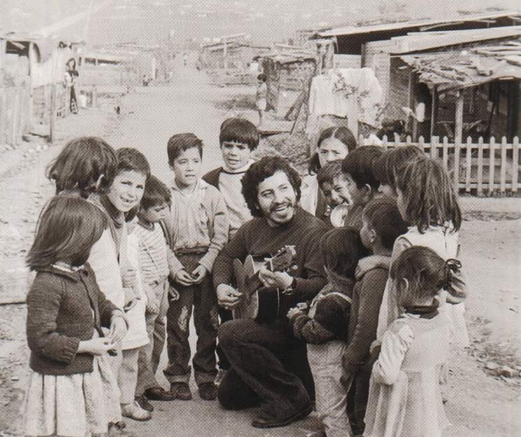  ¡Víctor Jara Vive en el Pueblo!