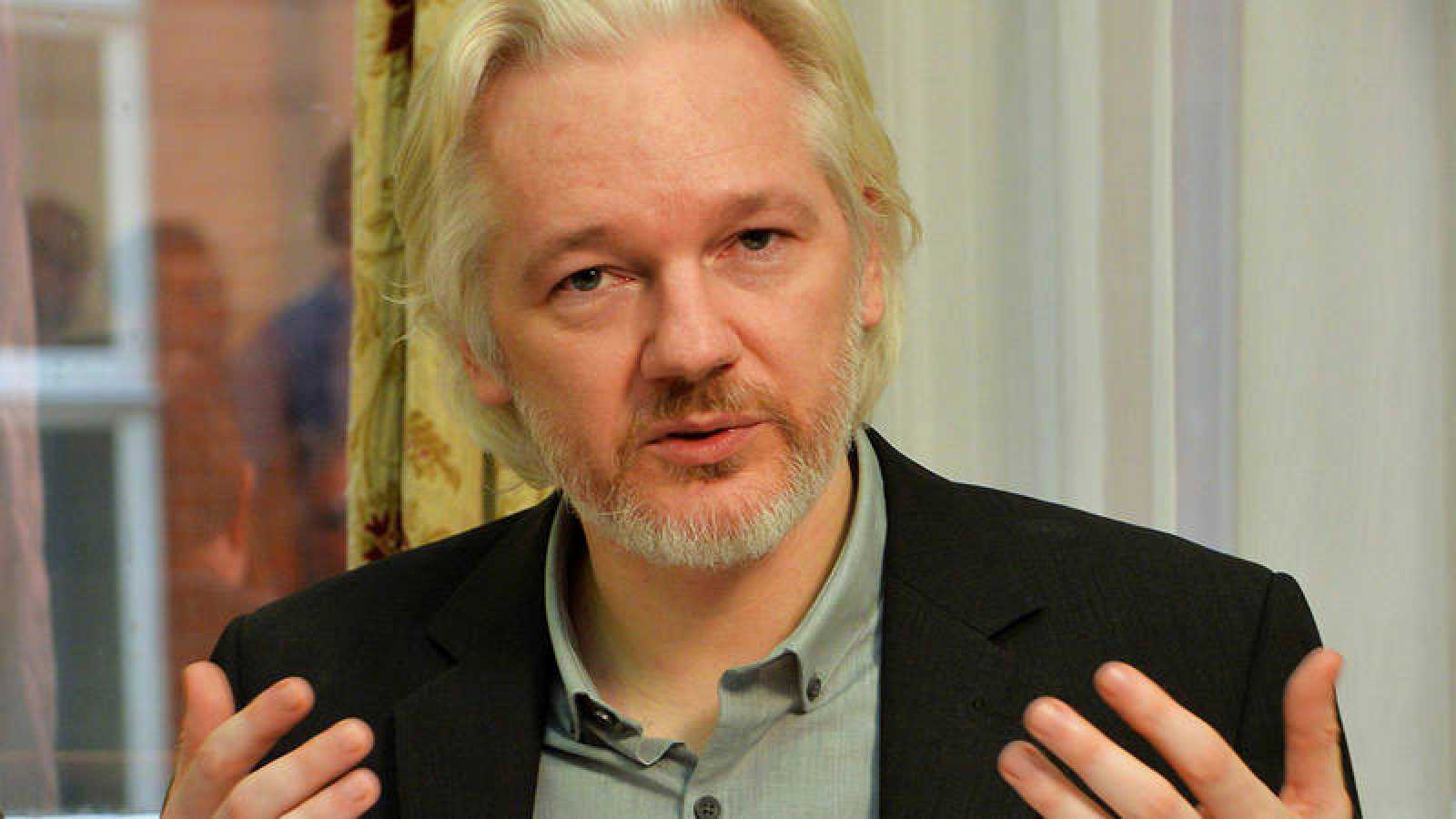  Solidaridad internacional con Julian Assange.