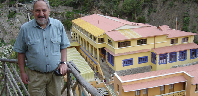 Alfonso-Pedrajas-padre-Pica-Bolivia_2556054370_16528499_660x371