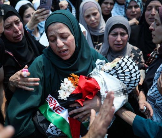  ’10 mil menores asesinados en +Gaza’