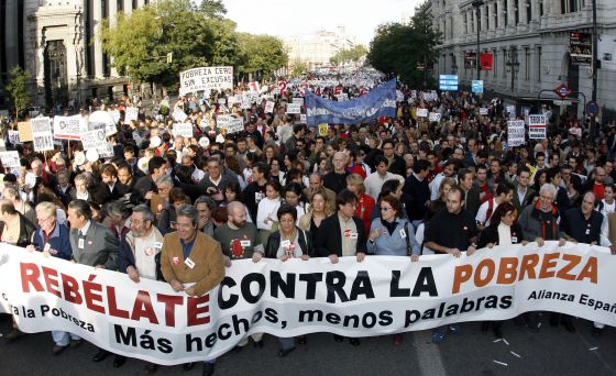  Economistas piden fin a las políticas neoliberales en España
