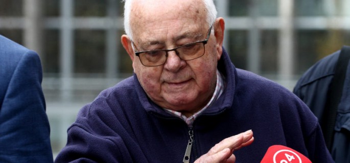 3 de JULIO de 2018 / SANTIAGO
En el Centro de Justicia se realizó la audiencia de formalización del sacerdote Jose Lara Bustos, por abuso sexual a un menor, en el marco del caso "Marianistas".
El acusado quedó con arraigo nacional y prohibición de acercarse a la víctima.
FOTO: HANS SCOTT / AGENCIAUNO