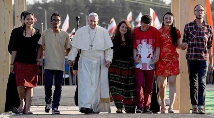  La juventud mundial bajo la lupa