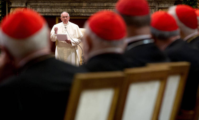  El Papa “despide” a Pell, Errázuriz y Monswengo