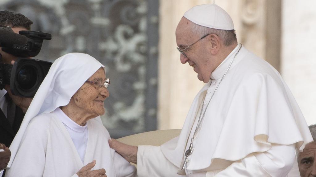  Homenaje a Misionera por la Vida