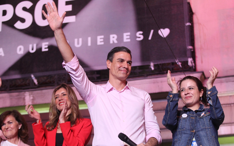  Los obispos felicitan a Pedro Sánchez y ofrecen su «colaboración leal»