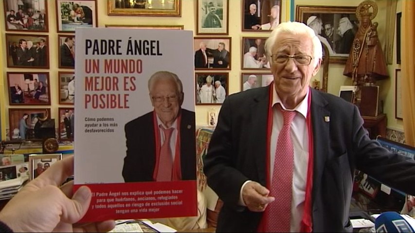  Padre Ángel y su nuevo libro:  “Un mundo mejor es posible”