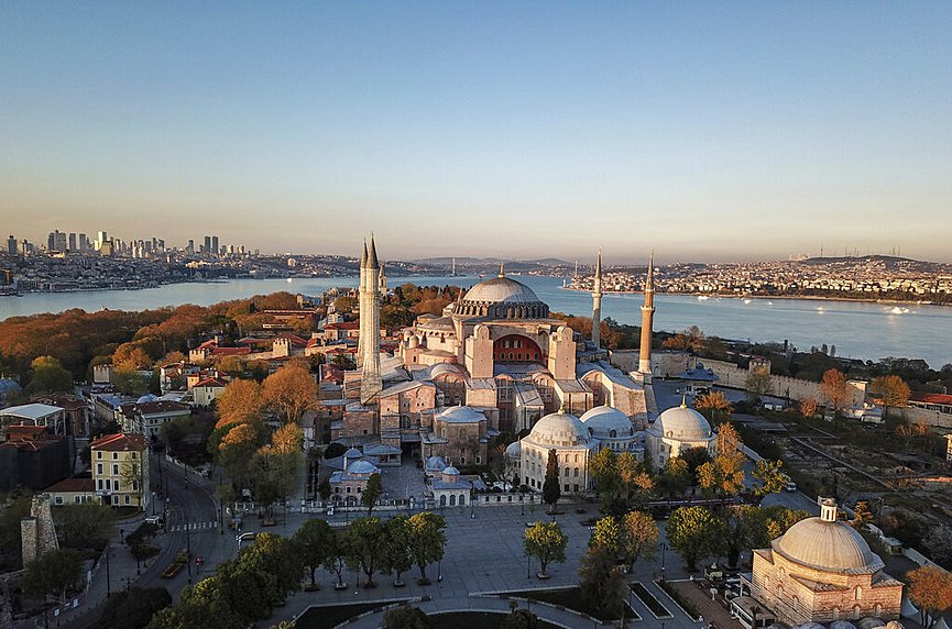  Hagia Sophia siga siendo lo que es…